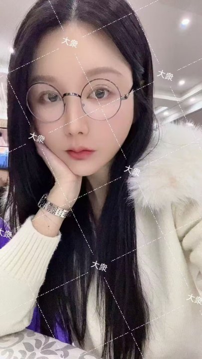 待嫁美女